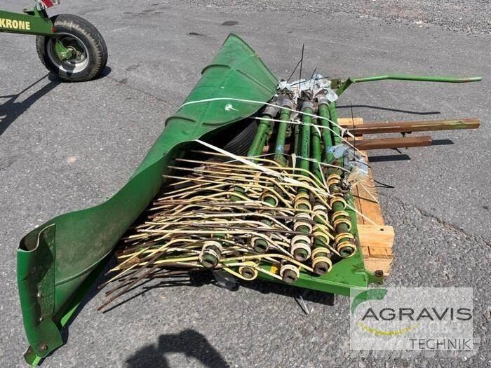 Krone SWADRO 810 Ancinho virador