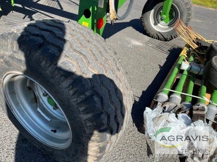 Krone SWADRO TC 880 Ancinho virador