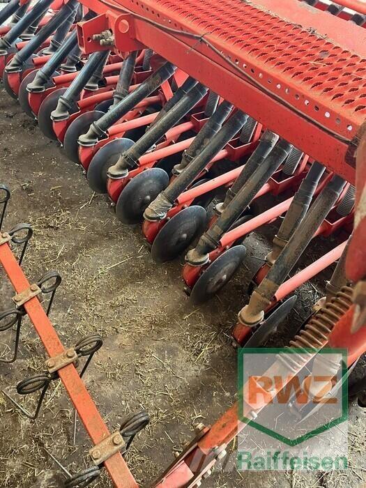 Kuhn INTEG2-3M / HR304D Perfuradoras