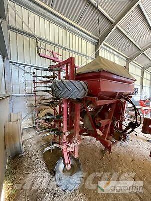 Kverneland TS Perfuradoras combinadas