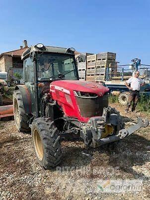 Massey Ferguson 3710 F Tratores Agrícolas usados
