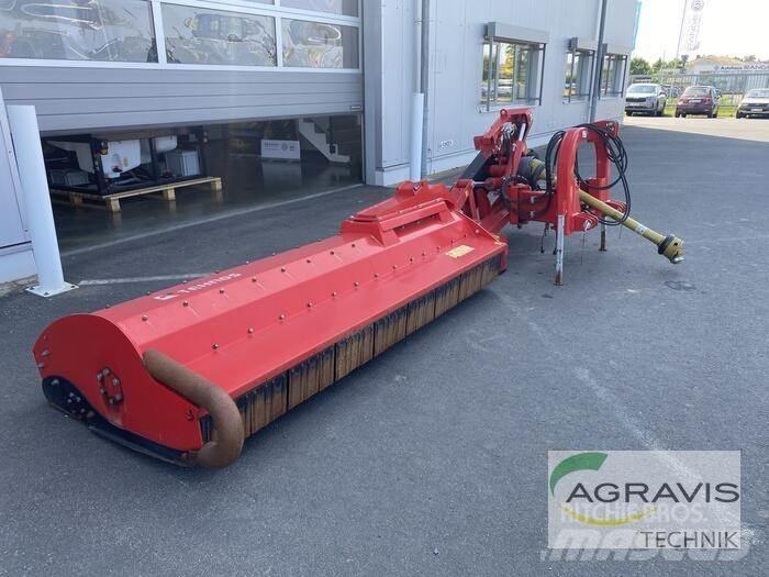 MB Trac PROFI 280 R Gadanheiras e cortadores de folhas para pastos