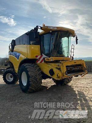 New Holland CX 8090 Ceifeiras debulhadoras