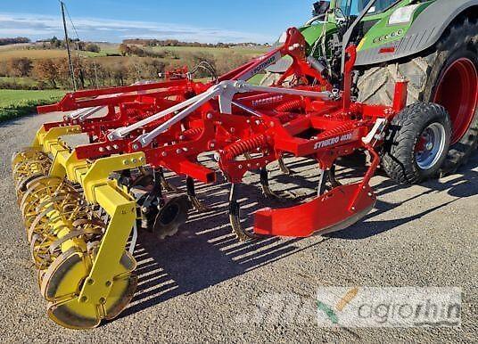 Pöttinger SYNKRO 4030 Grades mecânicas e moto-cultivadores