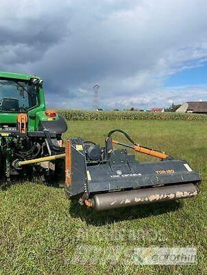  TDR 180 Gadanheiras e cortadores de folhas para pastos