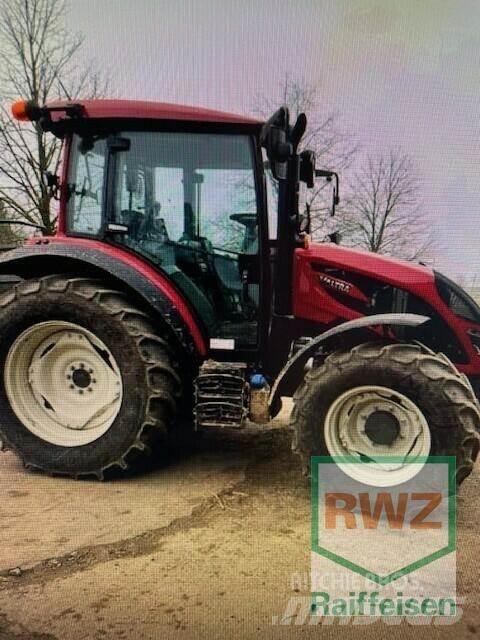 Valtra A85 Tratores Agrícolas usados