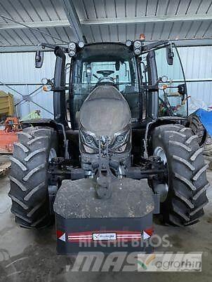Valtra G125 Tratores Agrícolas usados