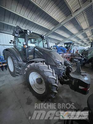 Valtra G125 Tratores Agrícolas usados