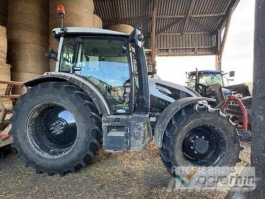 Valtra G125E ACTIVE Tratores Agrícolas usados