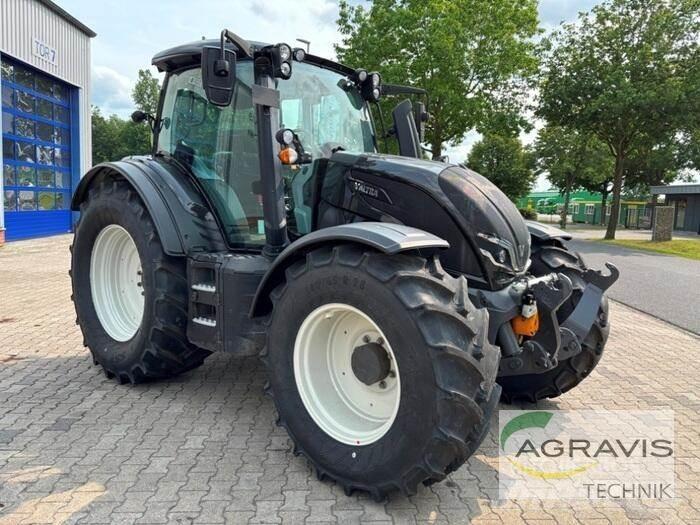 Valtra N 135 D 2B1 Tratores Agrícolas usados