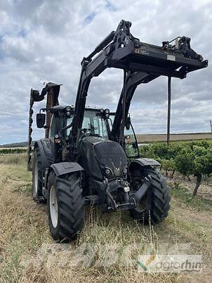 Valtra N134 ACTIVE Tratores Agrícolas usados