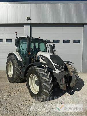 Valtra N134 H5 Tratores Agrícolas usados