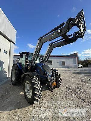 Valtra N134A Tratores Agrícolas usados