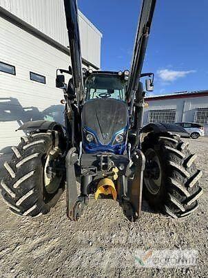 Valtra N134A Tratores Agrícolas usados