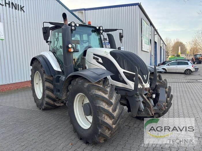 Valtra T 214 D Tratores Agrícolas usados