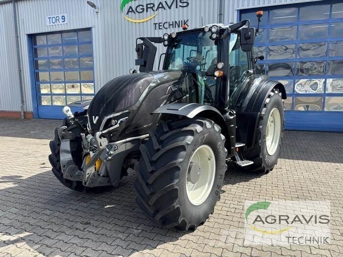 Valtra T 235 D 2A1 Tratores Agrícolas usados