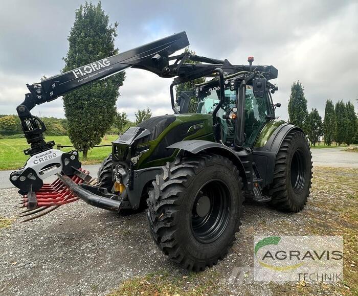 Valtra T 235 D 2A1 Tratores Agrícolas usados