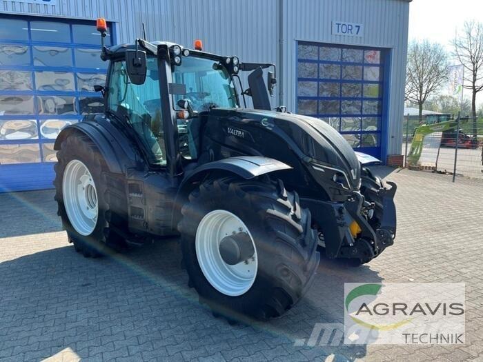 Valtra T 254 V Tratores Agrícolas usados
