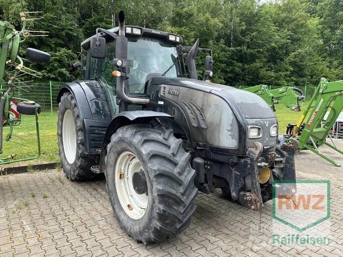 Valtra T202D Tratores Agrícolas usados
