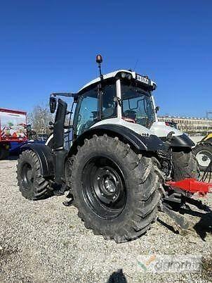 Valtra T215A Tratores Agrícolas usados