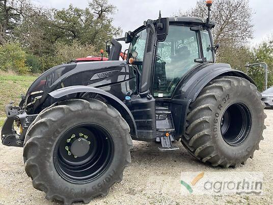 Valtra T215D Tratores Agrícolas usados