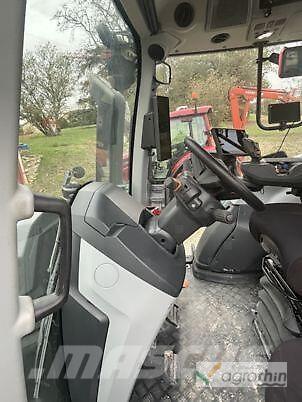 Valtra T215D Tratores Agrícolas usados
