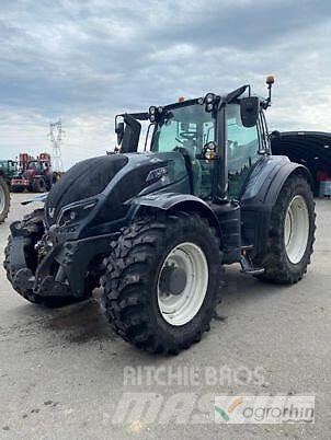 Valtra T234 VERSU Tratores Agrícolas usados