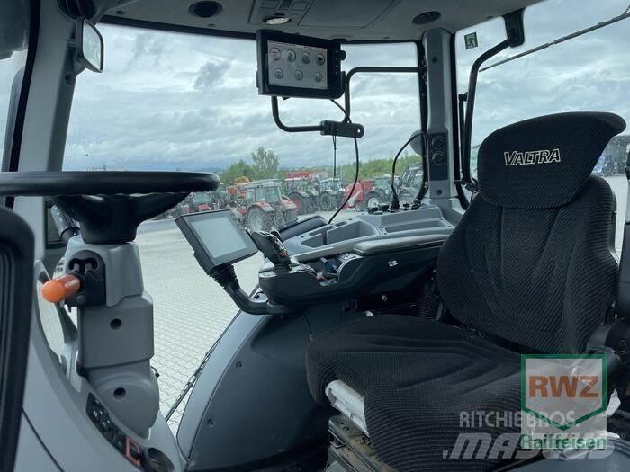 Valtra T234D Tratores Agrícolas usados