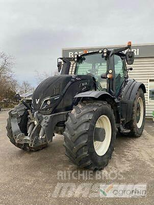 Valtra T254V Tratores Agrícolas usados