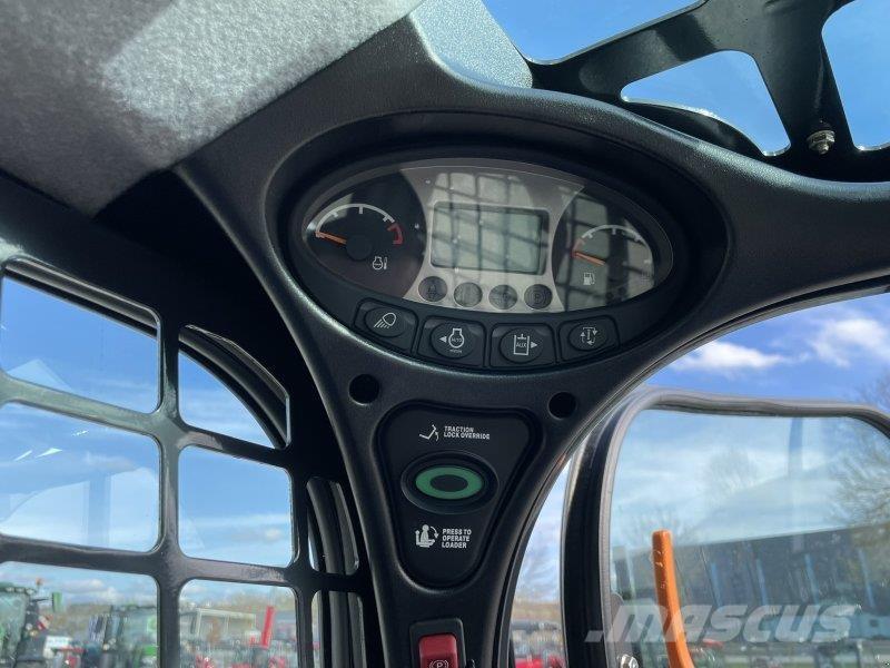 Bobcat T450 E Carregadoras de direcção deslizante