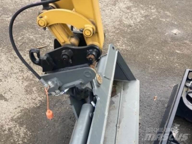 CAT 301.8-05A Mini Escavadoras <7t
