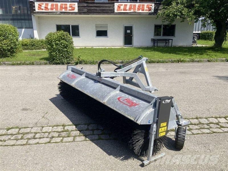 Fliegl TYP 700 Varredoras
