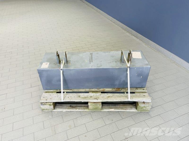  GEWICHT 300 KG Tratores Agrícolas usados