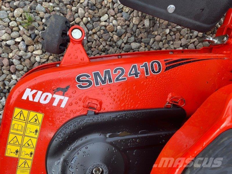 Kioti CS2520H Tractores compactos