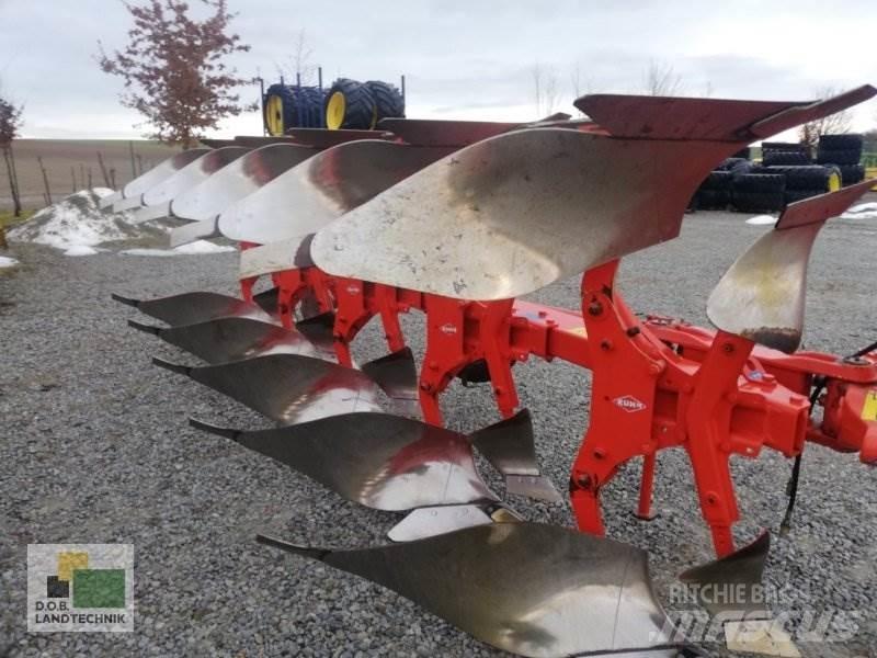 Kuhn MM 112 Charruas convencionais