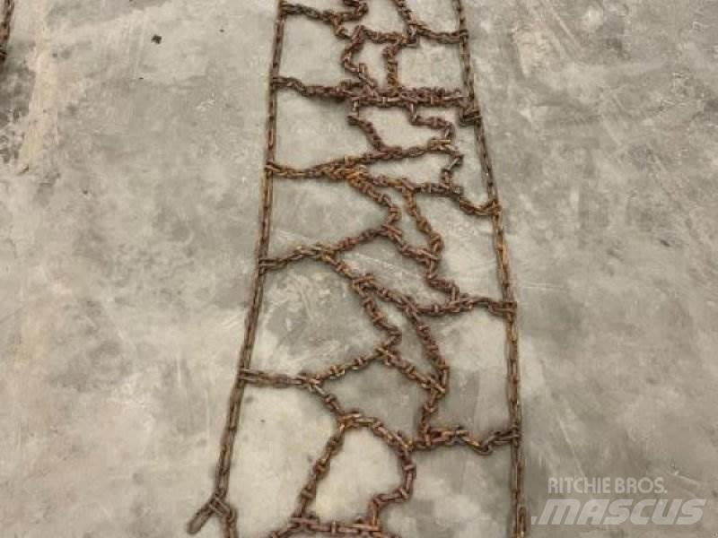  SCHNEEKETTEN Rastos, correntes e material rodante
