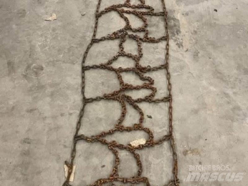  SCHNEEKETTEN Rastos, correntes e material rodante