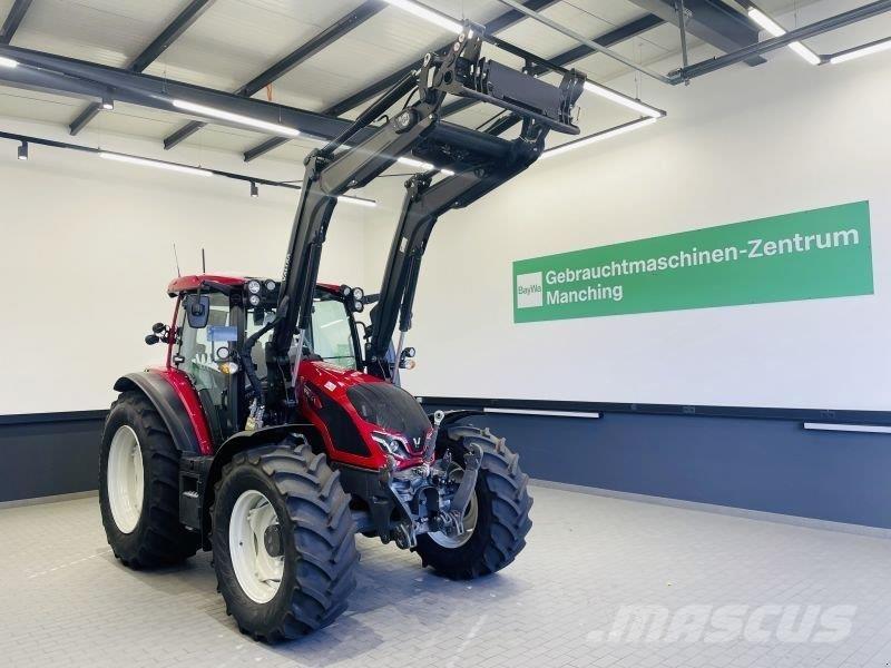 Valtra G135A Tratores Agrícolas usados