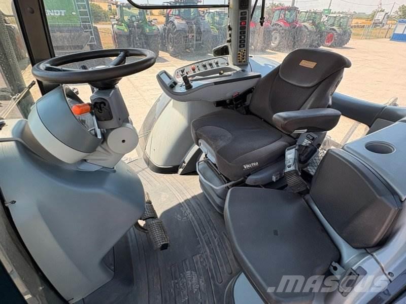 Valtra S274 Tratores Agrícolas usados