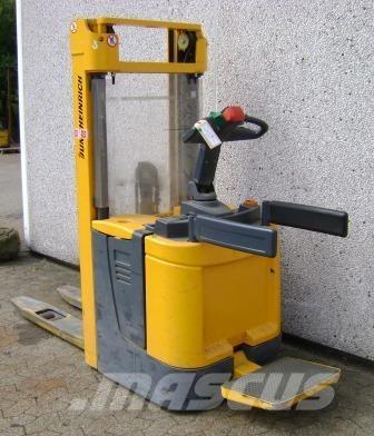 Jungheinrich ERC 214 Self propelled stackers