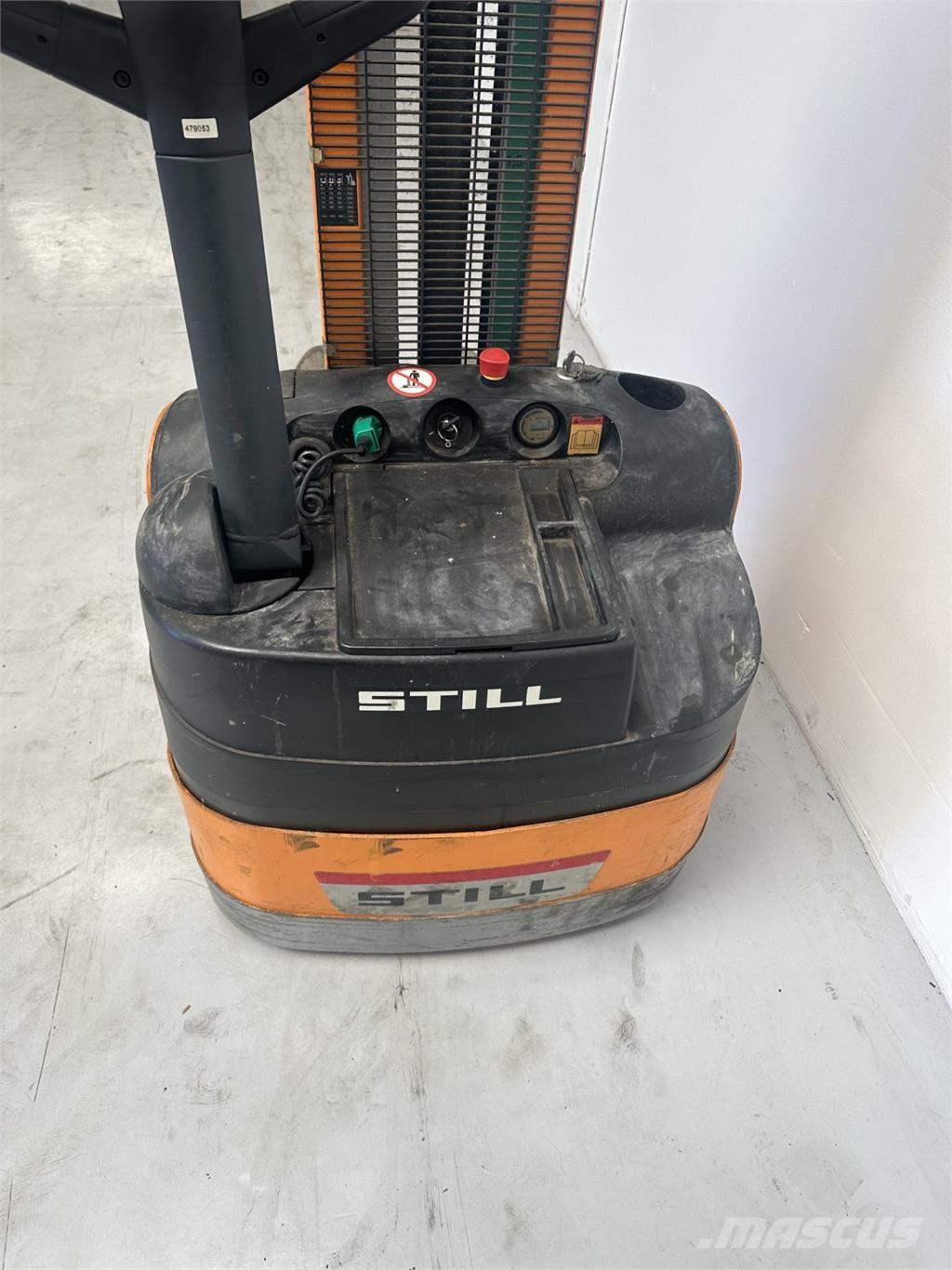 Still EGV 10 Empilhador para operador externo