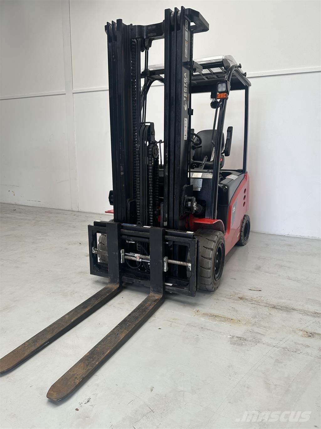 Tektra CPD35-XC4 Empilhadores eléctricos
