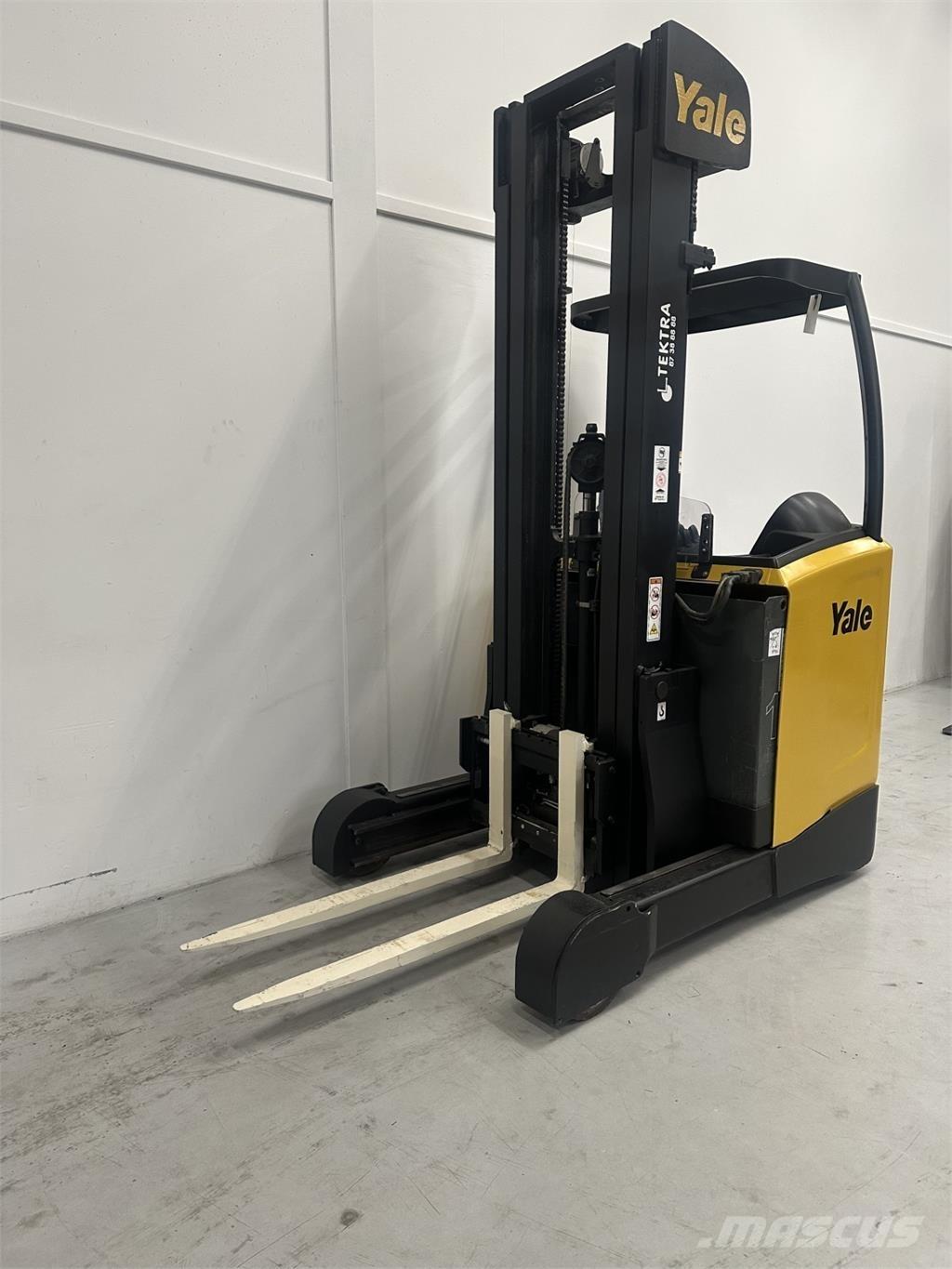Yale MR14 Empilhadores Elevadores