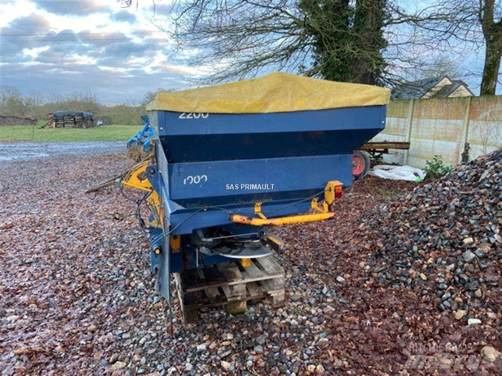 Bogballe Ex 2200 Espalhadores de minério