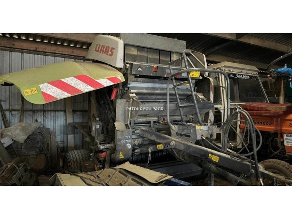 CLAAS VARIANT 370 Enfardadeira de rolos