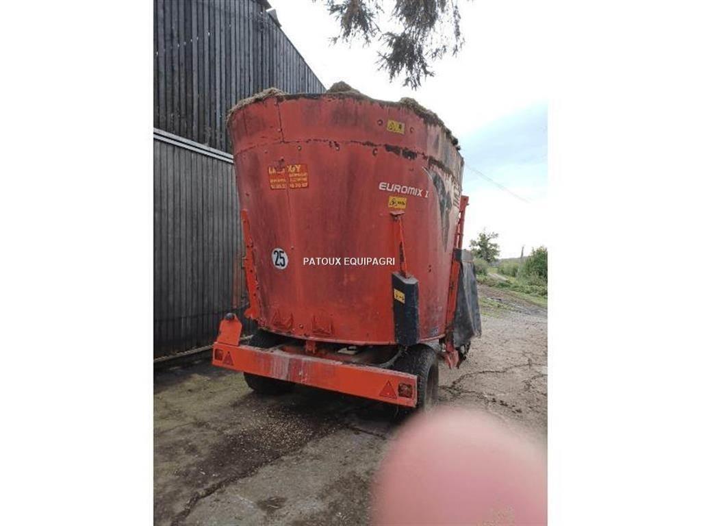 Kuhn 1070 Alimentadores de misturadoras