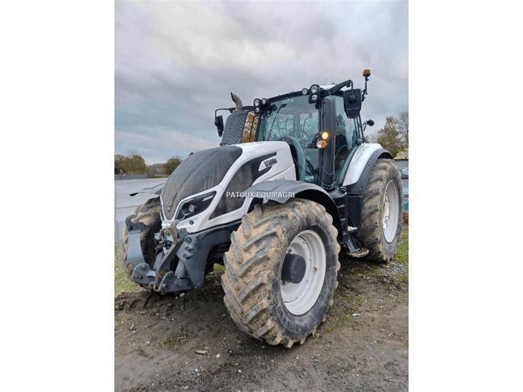 Valtra T214 DIRECT Tratores Agrícolas usados
