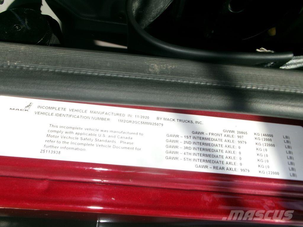 Mack GR64F Camiões basculantes