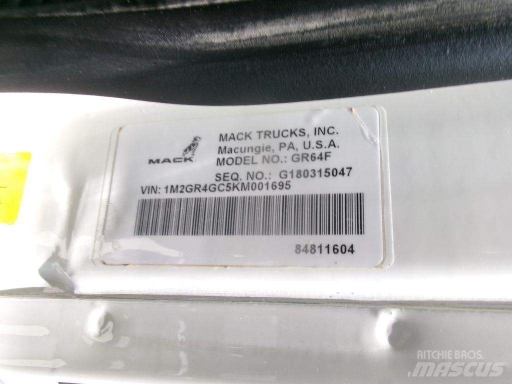 Mack GU713 Camiões basculantes