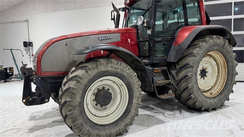 Valtra T190 Tratores Agrícolas usados